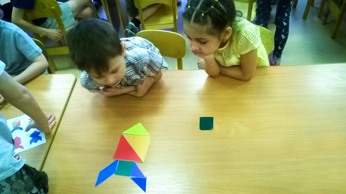 Space. Tangram puzzles